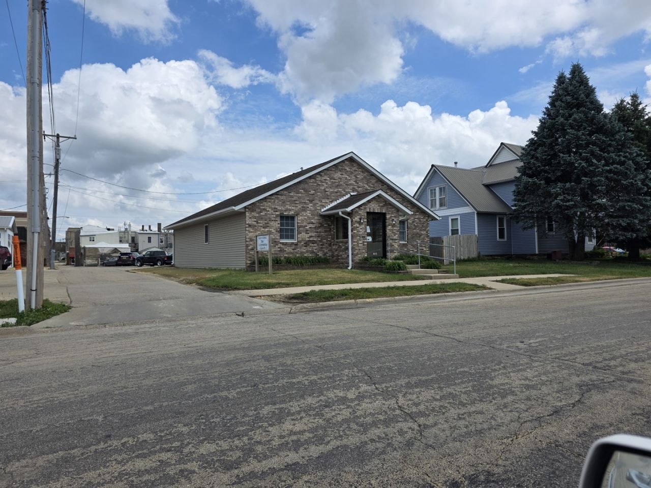 812 7th Avenue, DeWitt, IA 52742 Main Photo