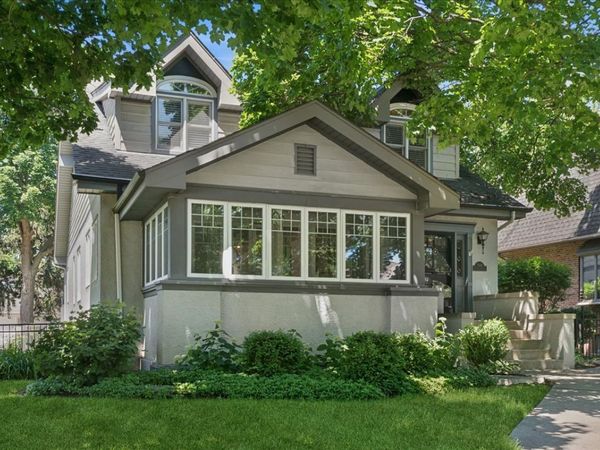 708 Courtland Avenue, Park Ridge, IL 60068