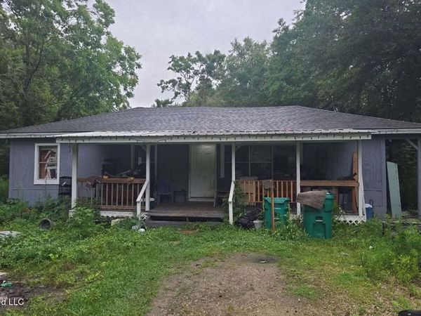 5501 Wildwood Road, Moss Point, MS 39562