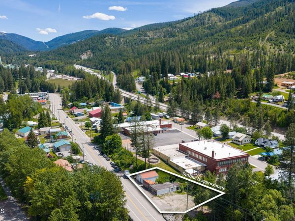 312 River ST , Mullan, ID 83846