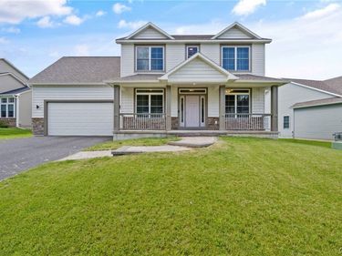 3429 Tall Tree Lane, Baldwinsville, NY 13027