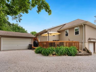 2136 Chapman Lake Drive, Warsaw, IN 46582