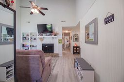107 White Water Court photo 4