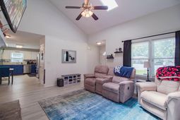 107 White Water Court photo 4