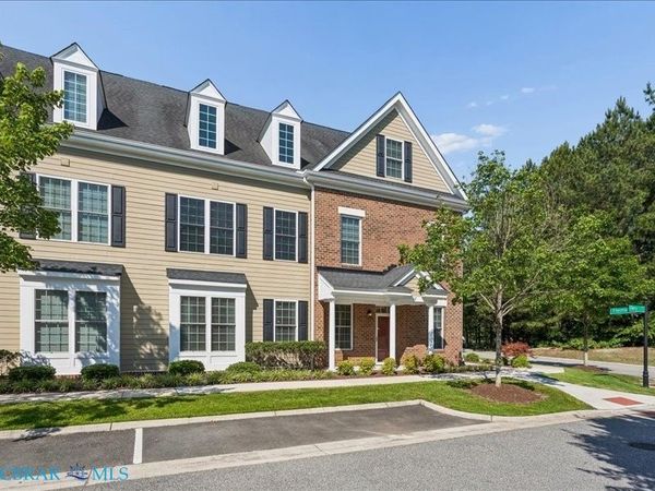 117 Ellery Street, Unit 5, Yorktown, VA 23692