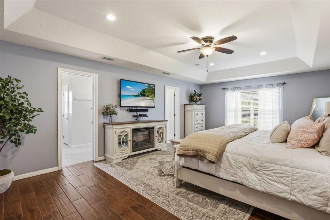 24023 Weldon Drive, Eustis, FL 32736 Photo