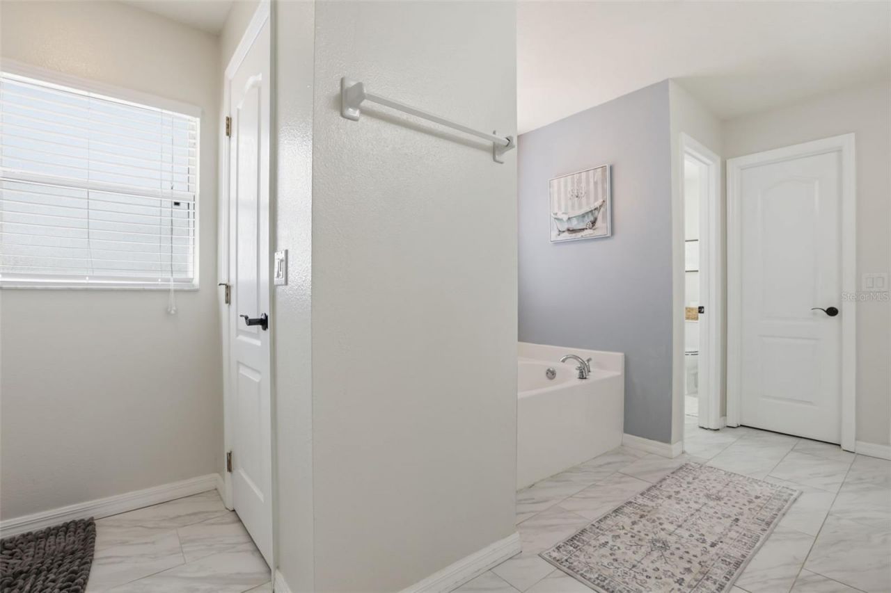 24023 Weldon Drive, Eustis, FL 32736 Photo