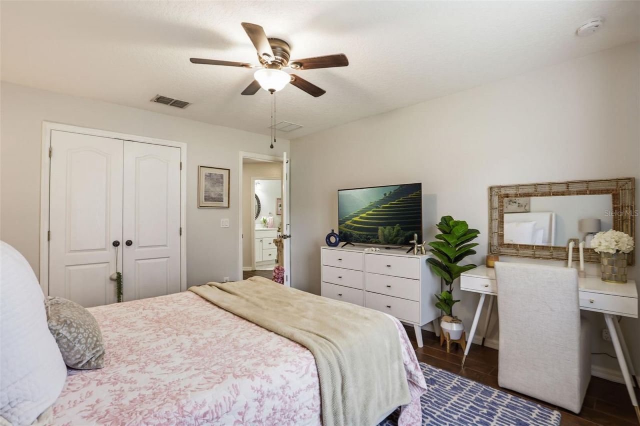 24023 Weldon Drive, Eustis, FL 32736 Photo
