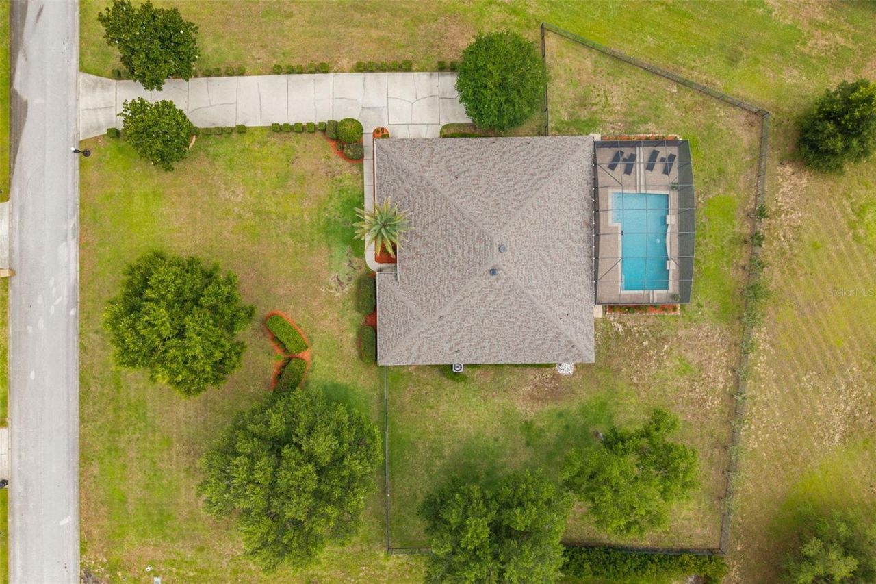 24023 Weldon Drive, Eustis, FL 32736 Photo