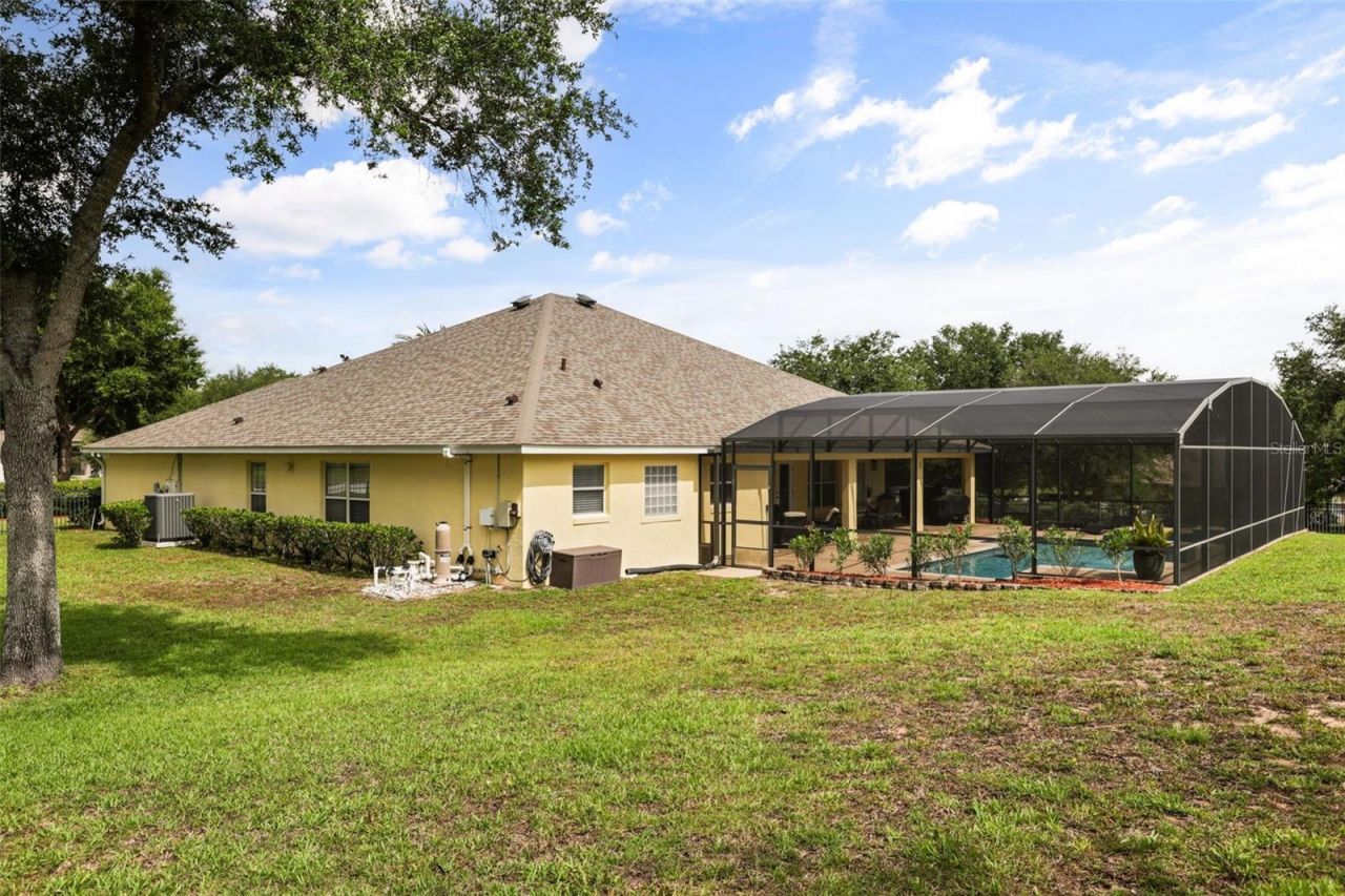 24023 Weldon Drive, Eustis, FL 32736 Photo