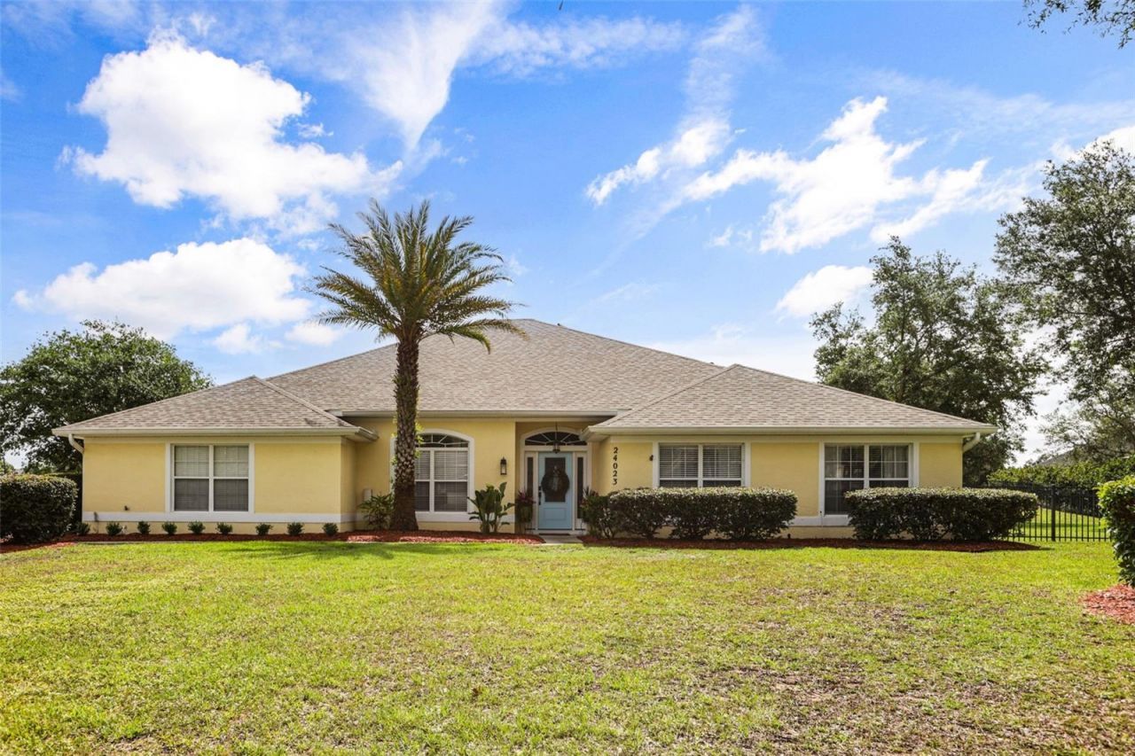 24023 Weldon Drive, Eustis, FL 32736 Photo