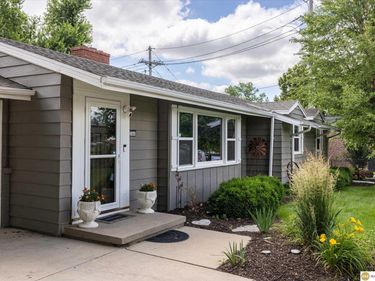 3341 S 120 Street, Omaha, NE 68144