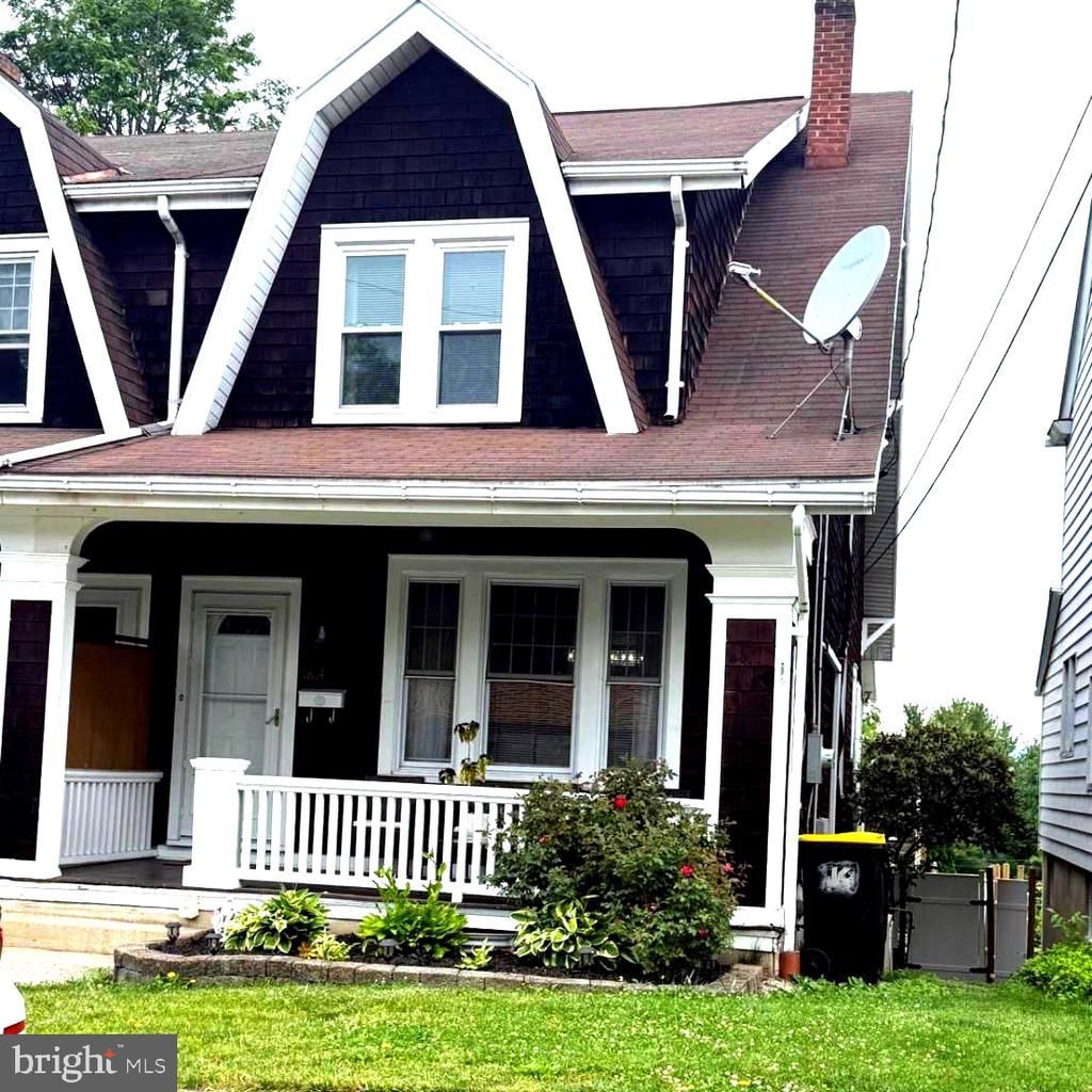 1814 3RD AVENUE , POTTSVILLE, PA 17901