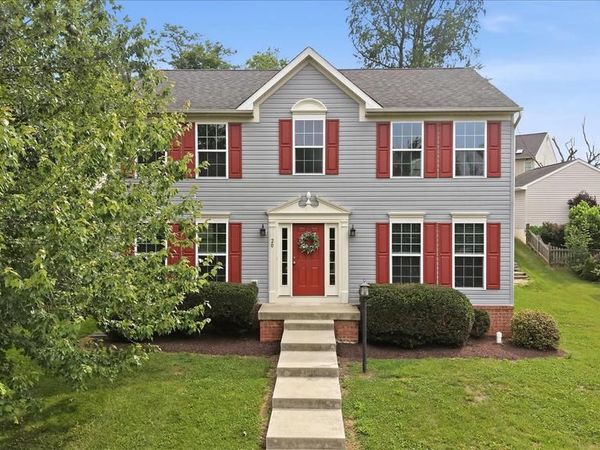 20 TILGHAM PLACE NW , LOVETTSVILLE, VA 20180