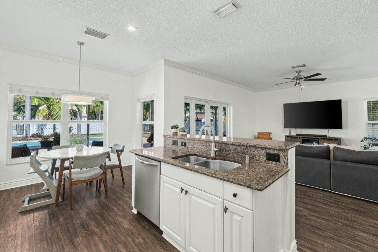 6779 Barrier Reef Street, Lake Worth, FL 33467 Photo