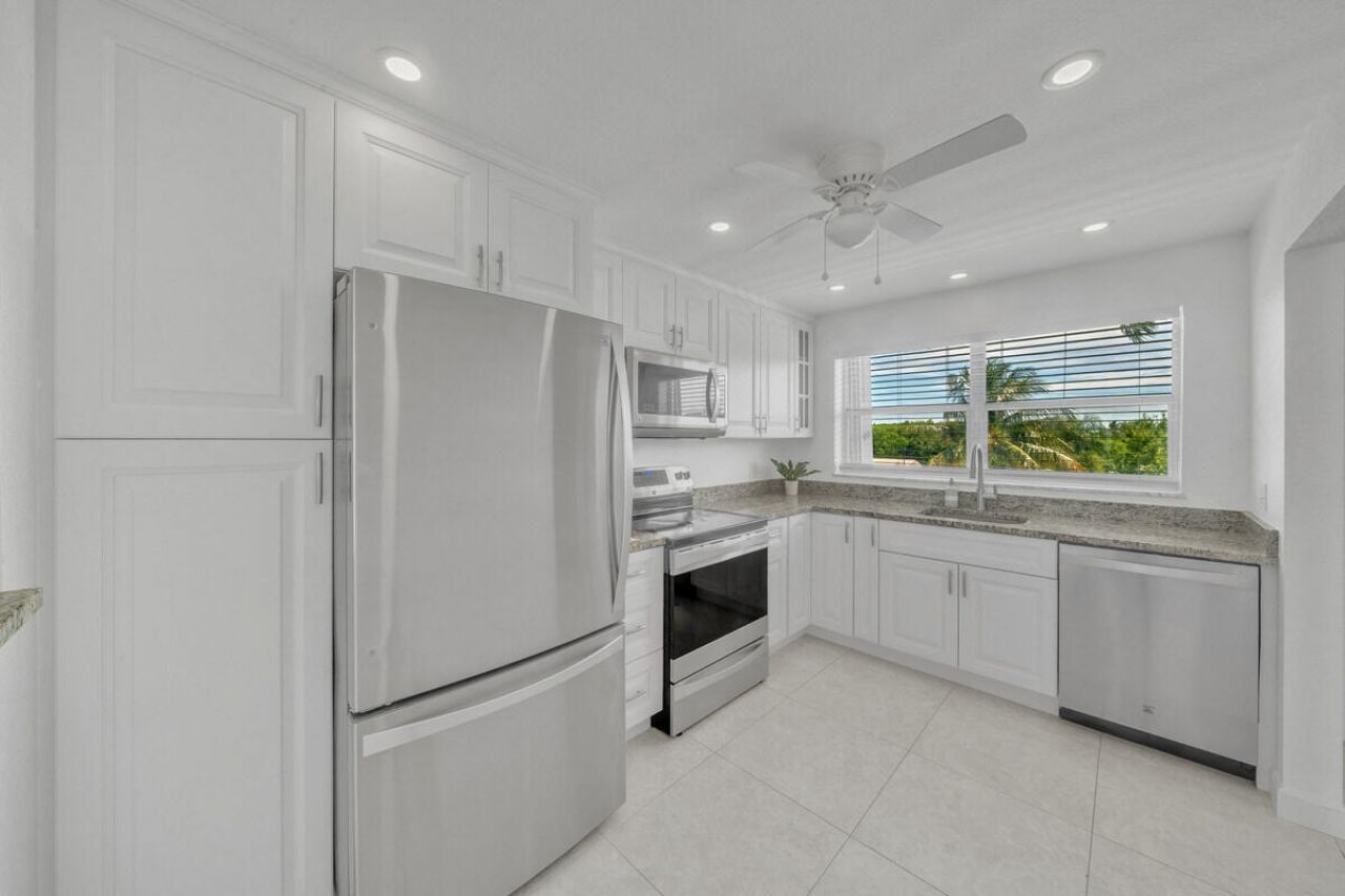 2016 S Federal Highway, Unit 404, Boynton Beach, FL 33435 Photo