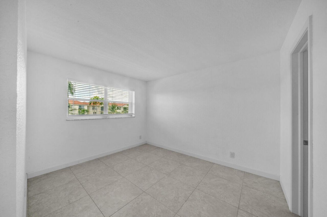 2016 S Federal Highway, Unit 404, Boynton Beach, FL 33435 Photo
