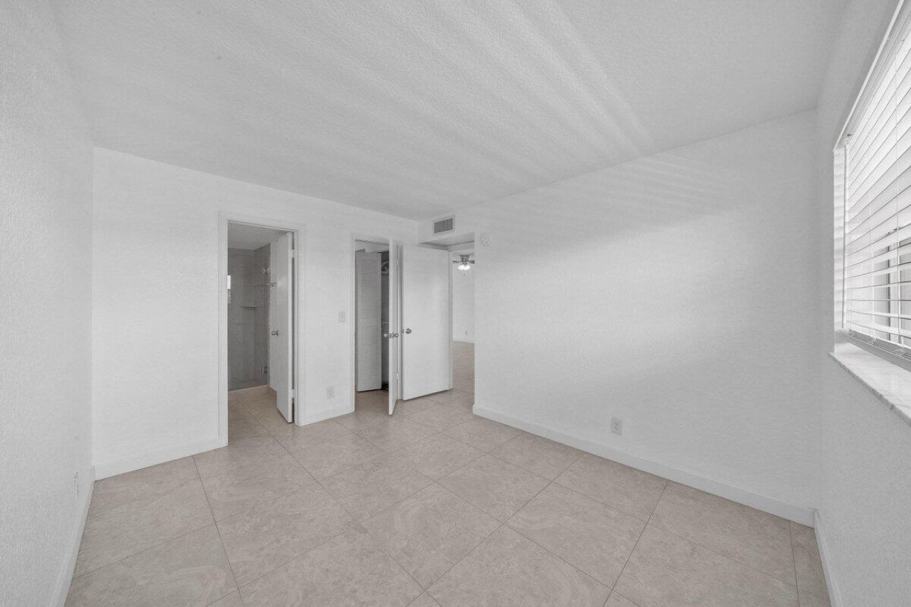 2016 S Federal Highway, Unit 404, Boynton Beach, FL 33435 Photo