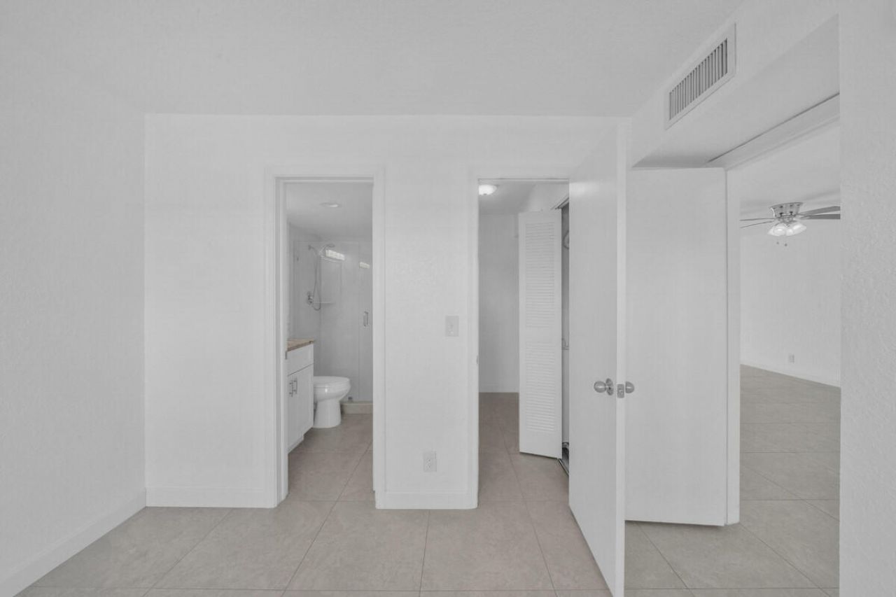 2016 S Federal Highway, Unit 404, Boynton Beach, FL 33435 Photo