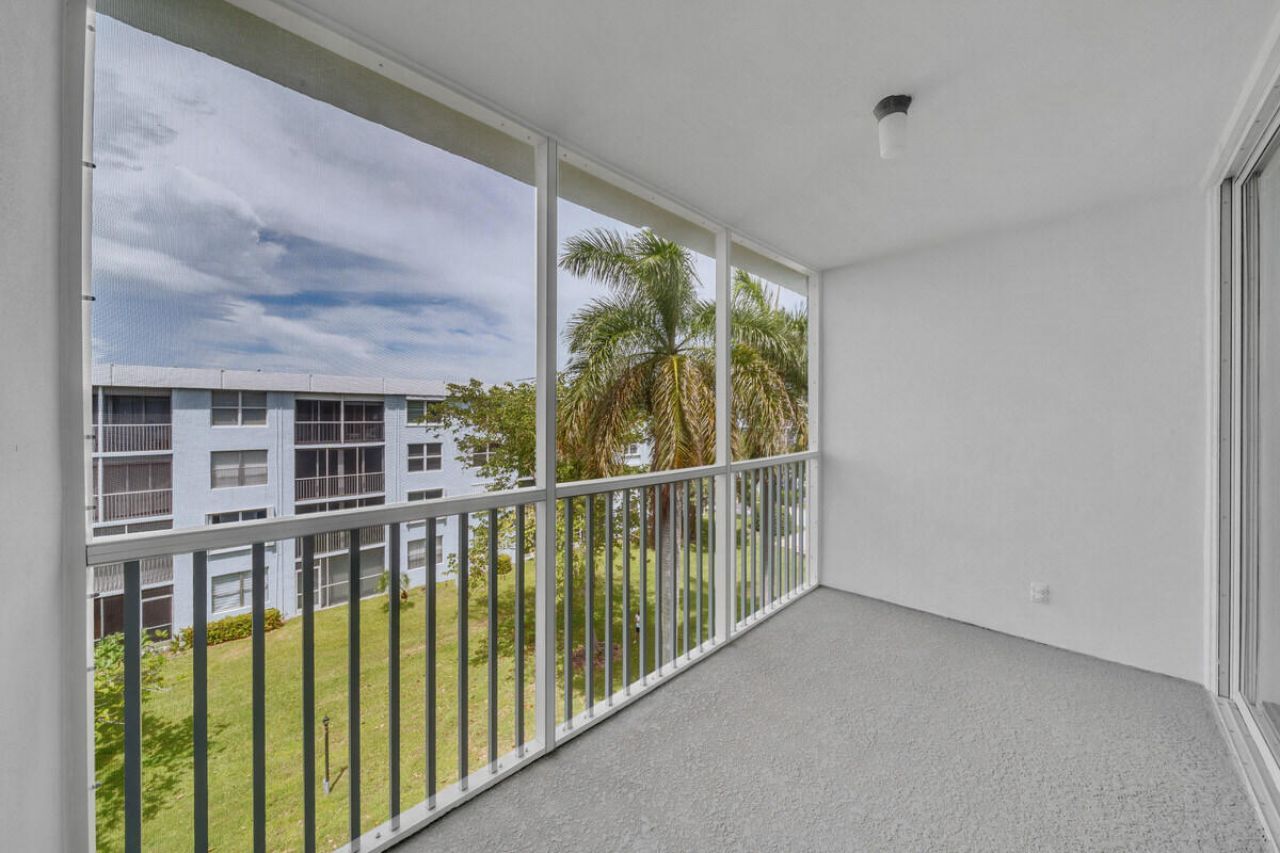2016 S Federal Highway, Unit 404, Boynton Beach, FL 33435 Photo