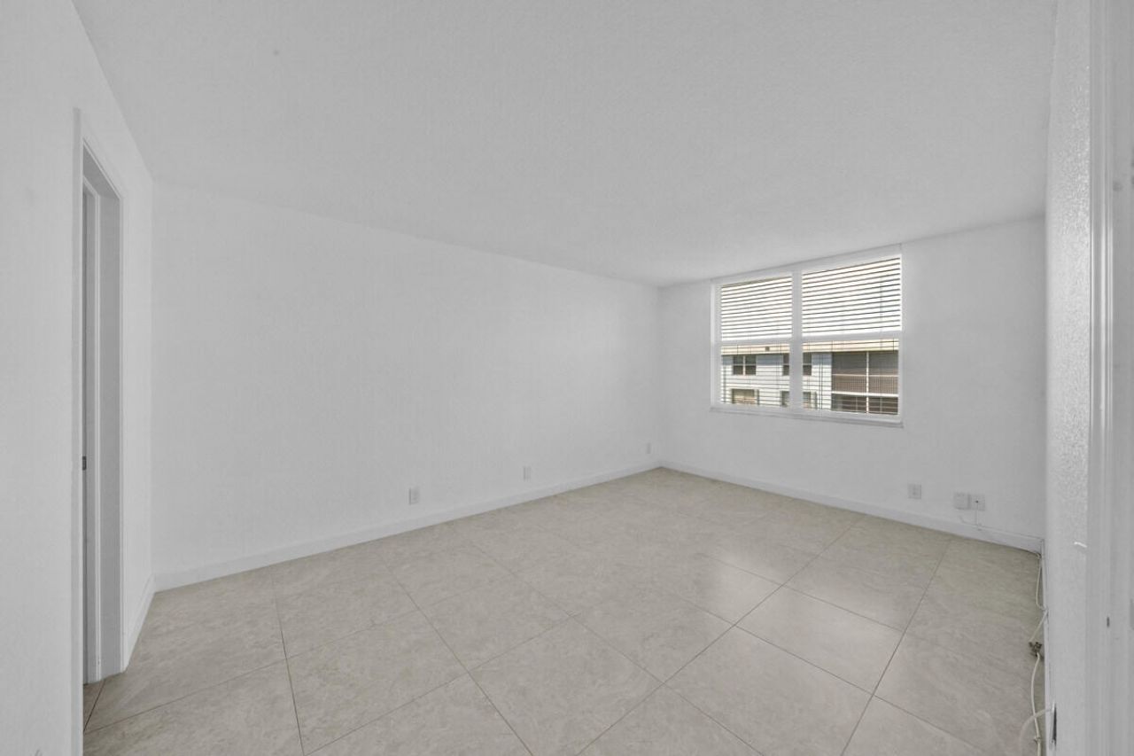 2016 S Federal Highway, Unit 404, Boynton Beach, FL 33435 Photo