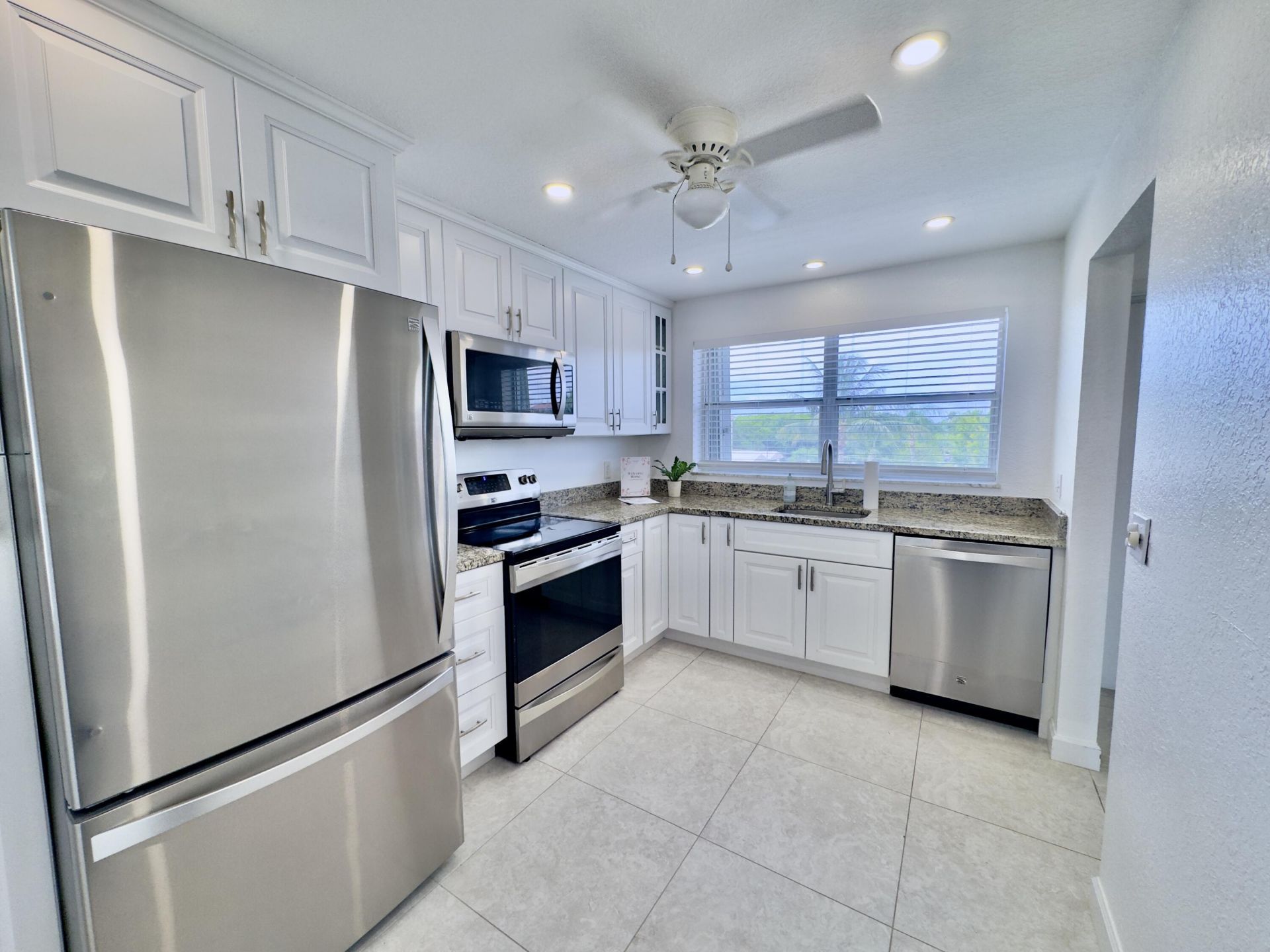2016 S Federal Highway, Unit 404, Boynton Beach, FL 33435 Photo
