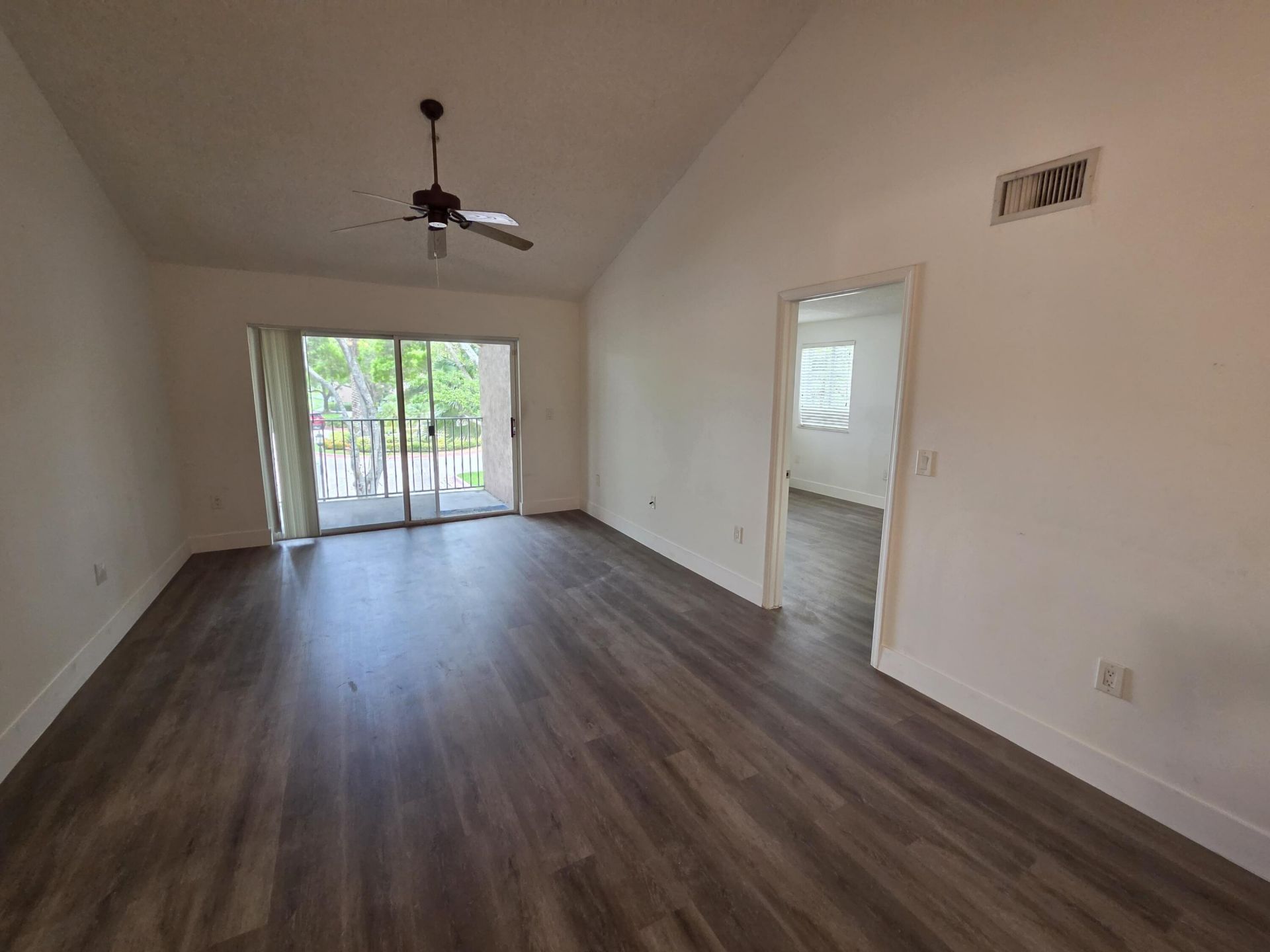 12112 St.andrews Place, Unit 212, Miramar, FL 33025 Photo