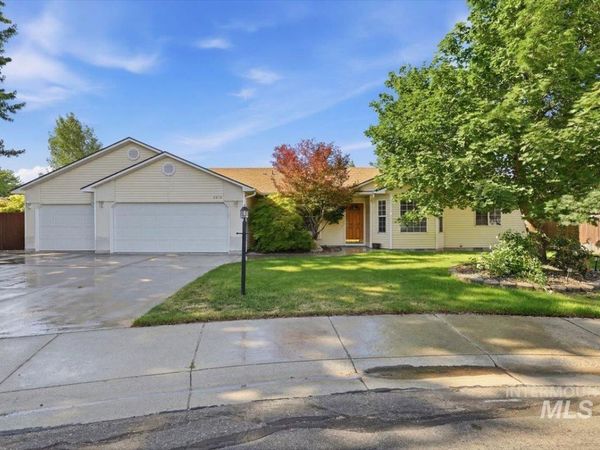 2649 W Wave Ct, Meridian, ID 83642