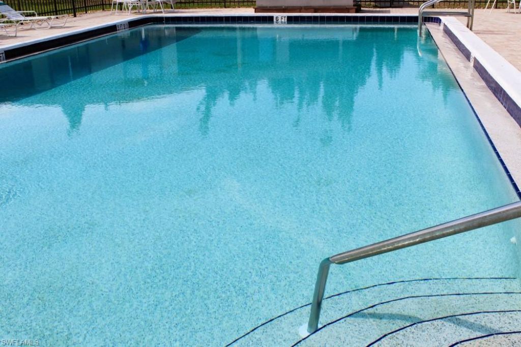 16881 Davis Rd, Unit 712, Fort Myers, FL 33908 Photo