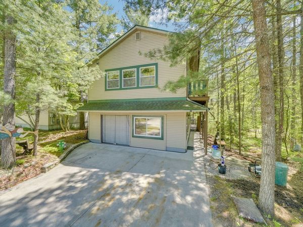9750 Jackson Street, St. Helen, MI 48656