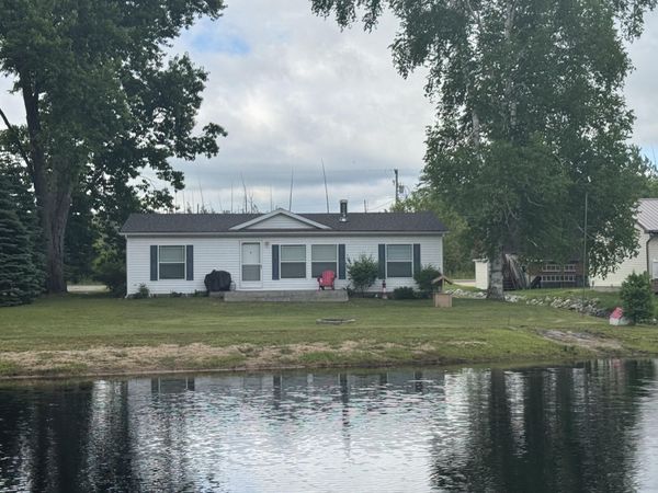 304 Lake James Drive, Prudenville, MI 48651