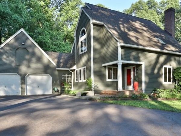 4 Deerwood Dr, Union, NJ 08809