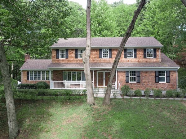 451 River Road, Nissequogue, NY 11780