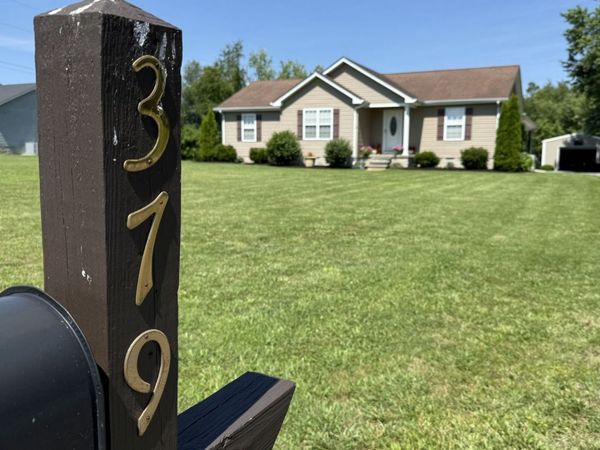 379 Williams Rd , Lafayette, TN 37083