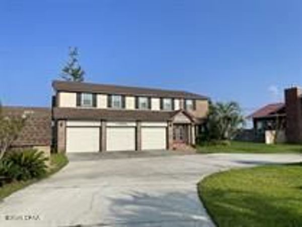 1000 Plantation Drive , Panama City, FL 32404