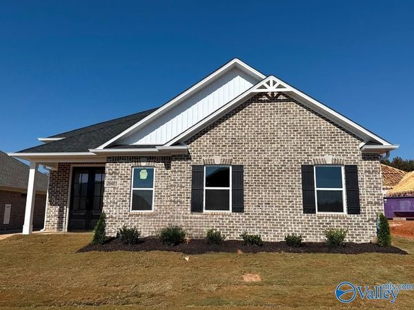 26481 Old Town Drive, Athens, AL 35613
