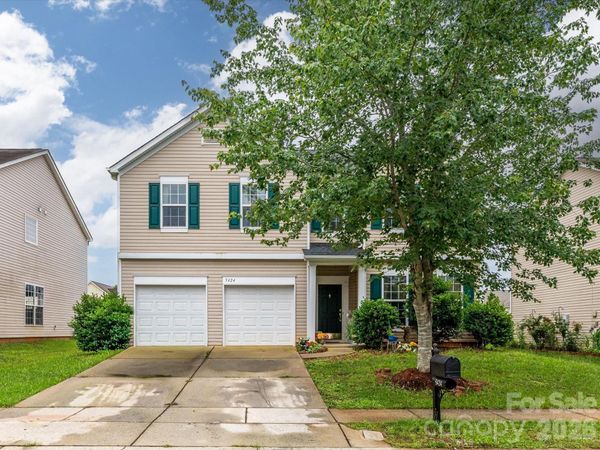 5424 Nightshade Oaks Drive , Charlotte, NC 28227