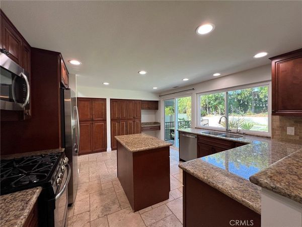 25281 Parthenon Avenue, Mission Viejo, CA 92691
