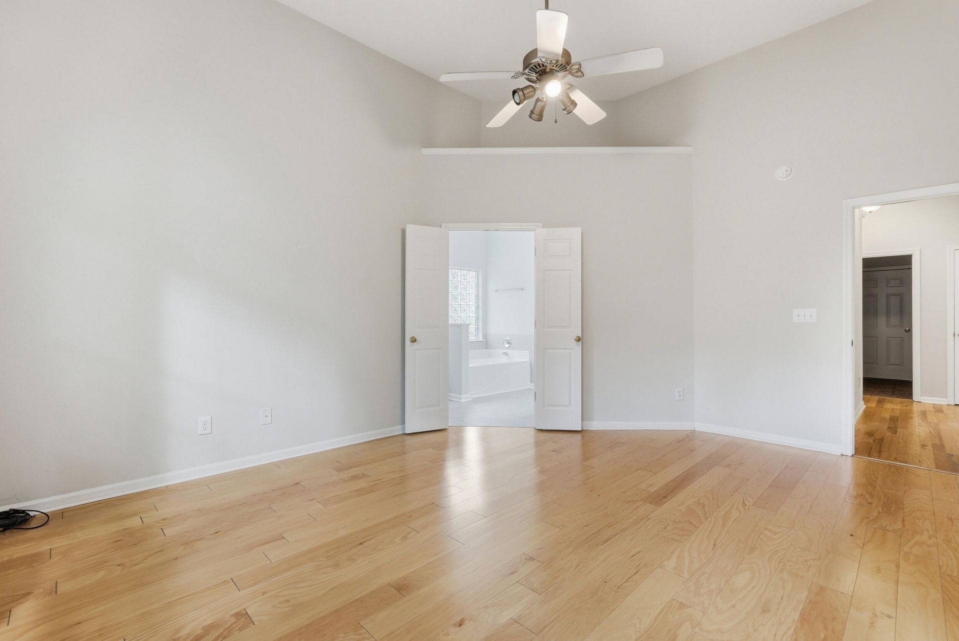 807 Long Drive Road Photo 16