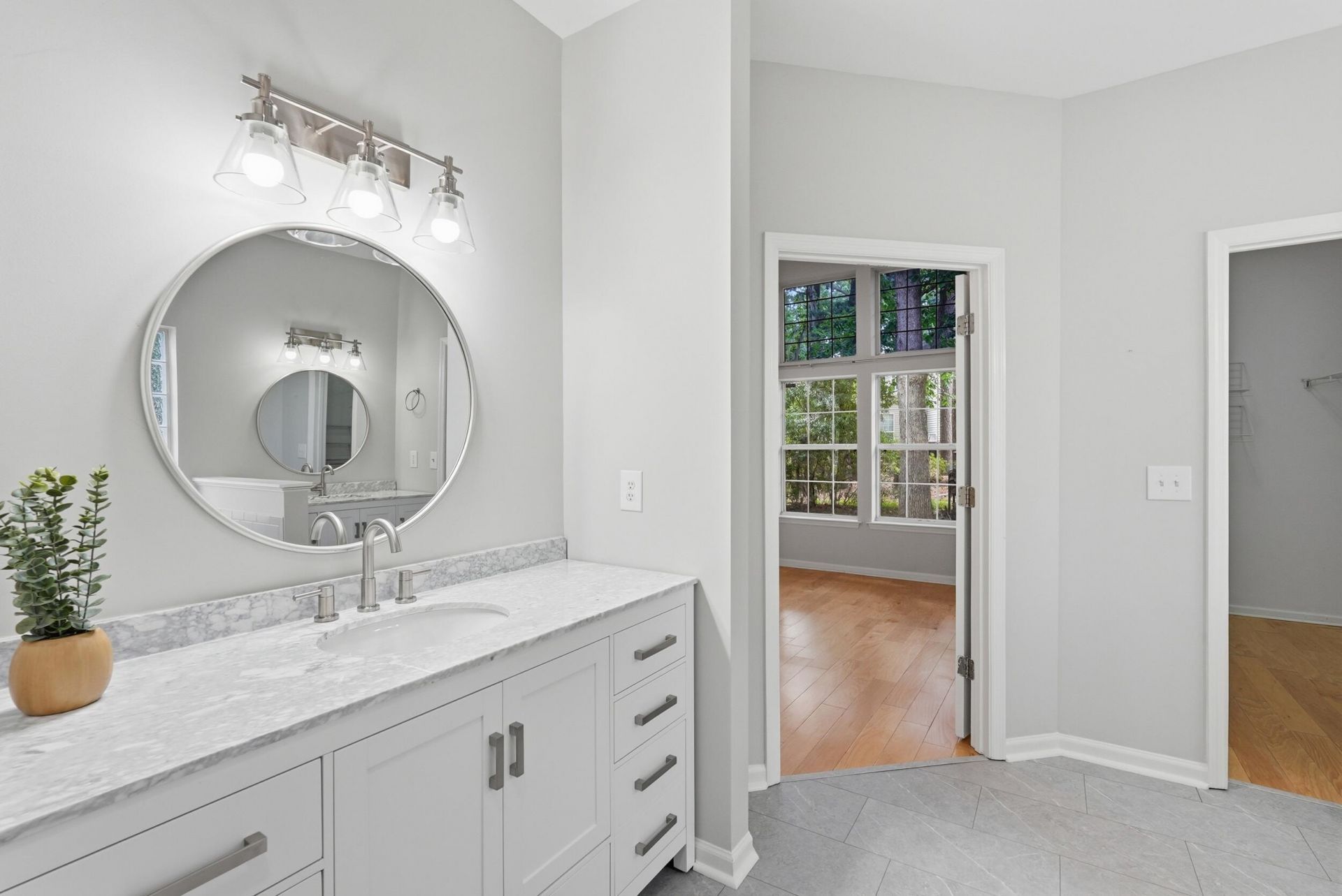 807 Long Drive Road Photo 20