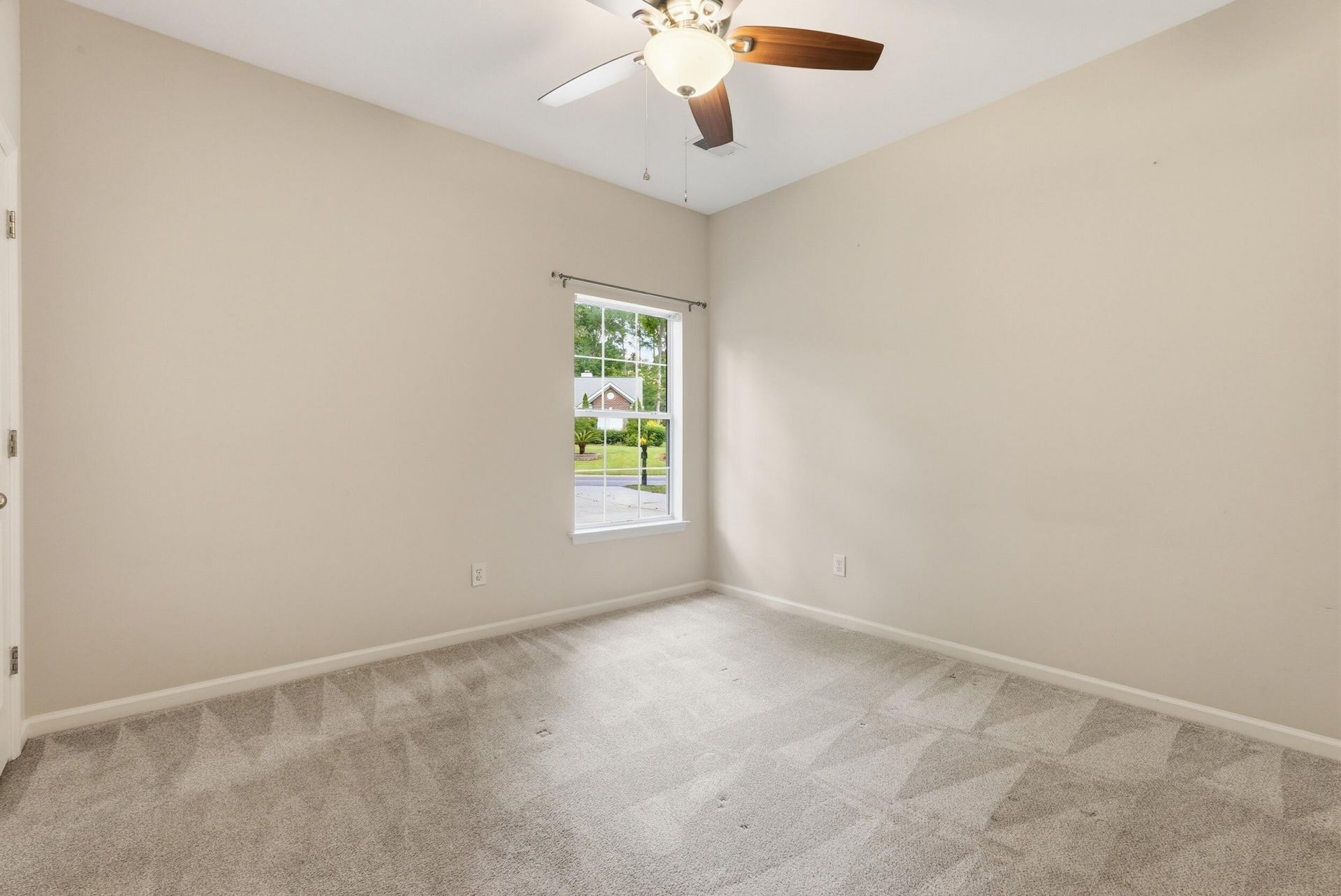 807 Long Drive Road Photo 23