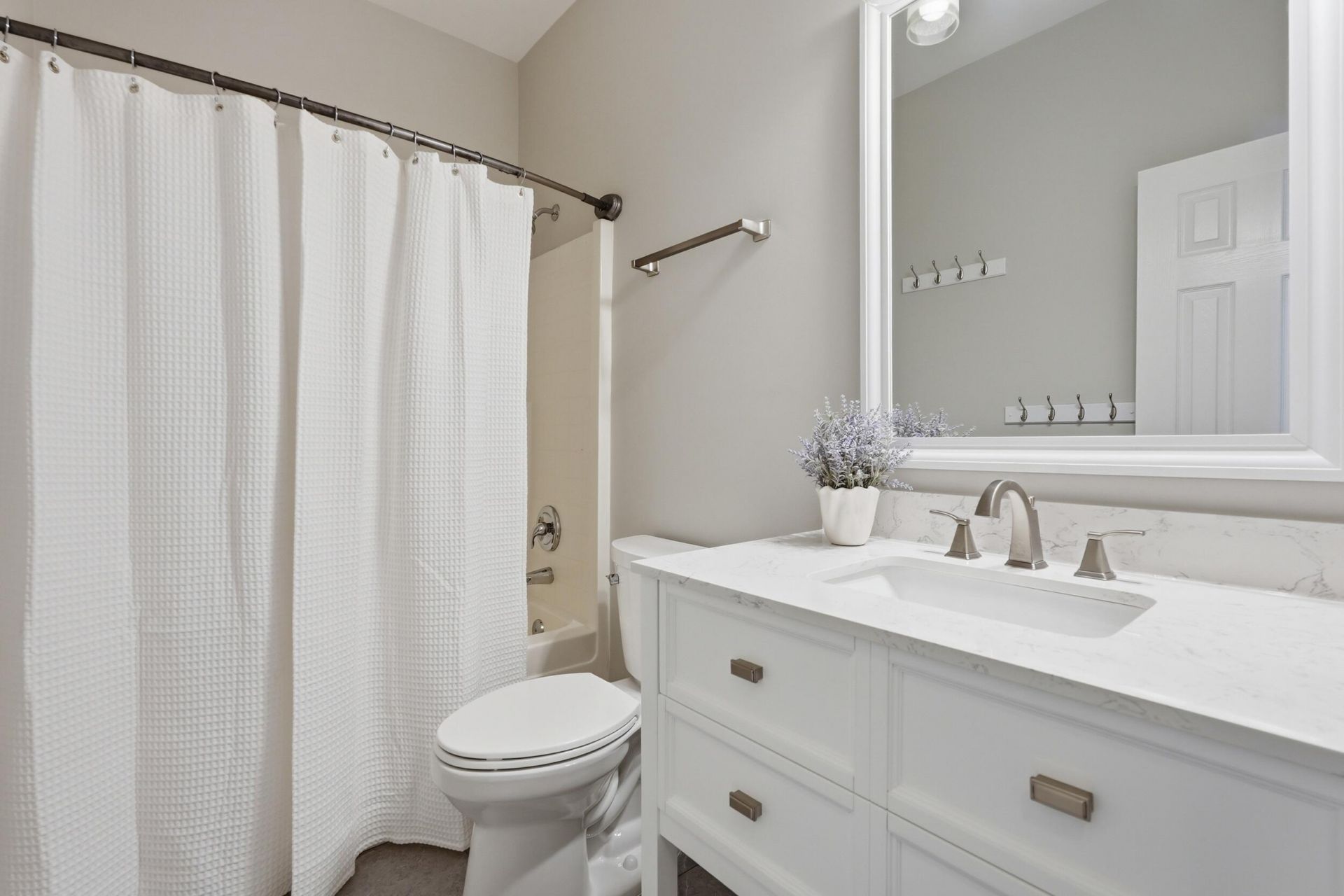807 Long Drive Road Photo 24