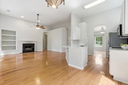 807 Long Drive Road photo 4