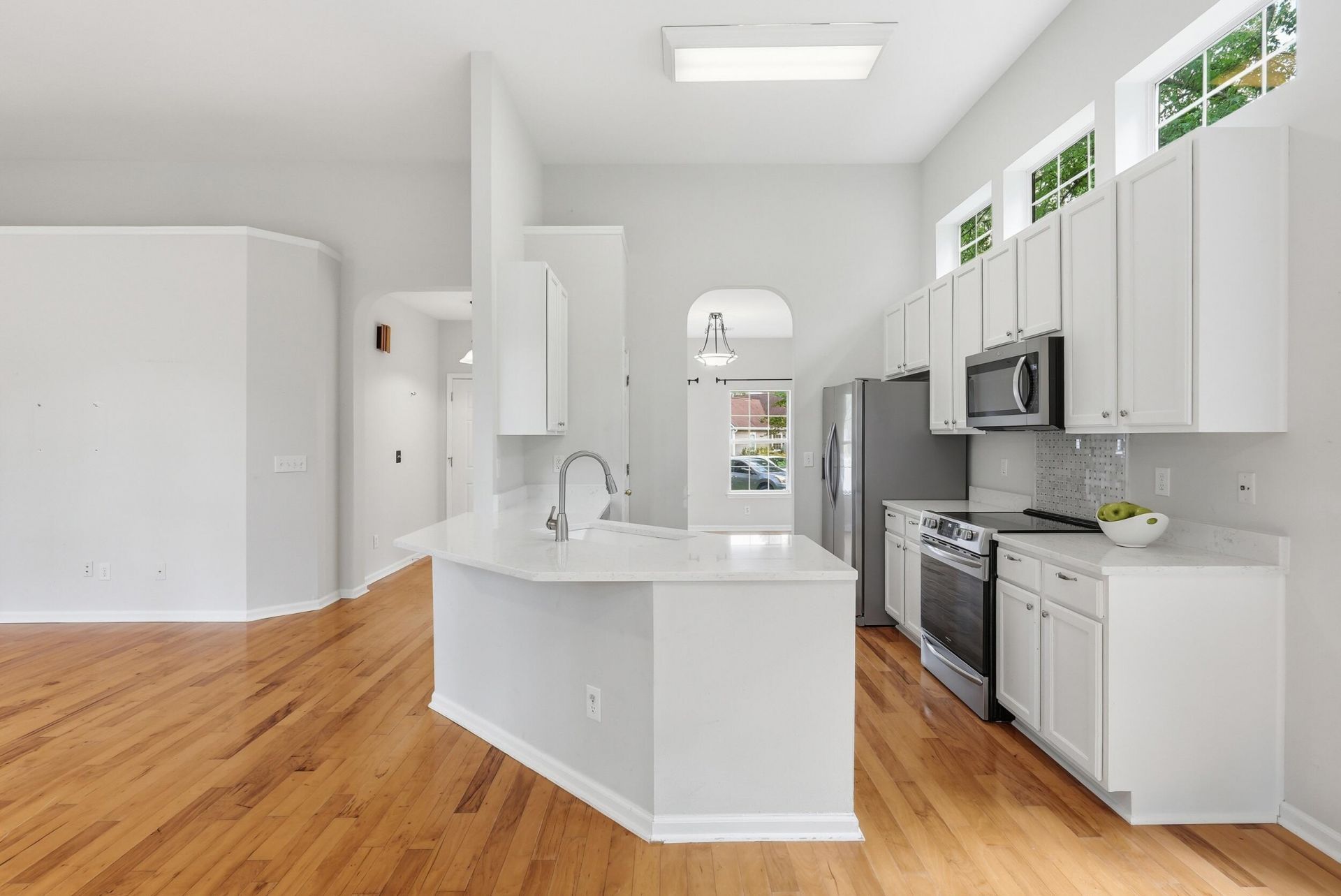 807 Long Drive Road Photo 6