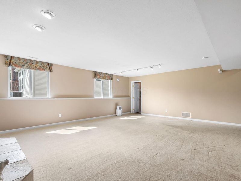 782 Odevene Way, Delaware, OH 43015 Photo 32