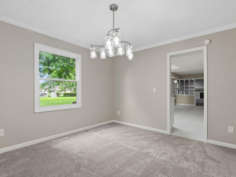 2069 Walnut Hill Park Drive, Columbus, OH 43232 Photo 19