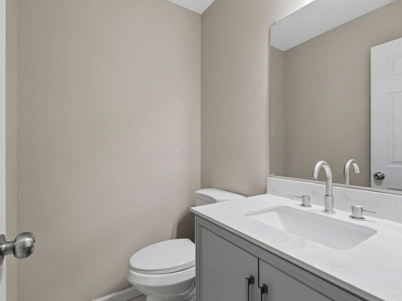 2069 Walnut Hill Park Drive, Columbus, OH 43232 Photo 29