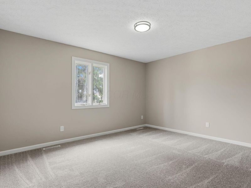 2069 Walnut Hill Park Drive, Columbus, OH 43232 Photo 43