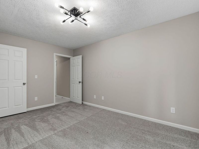 2069 Walnut Hill Park Drive, Columbus, OH 43232 Photo 51