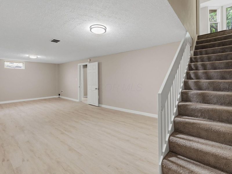 2069 Walnut Hill Park Drive, Columbus, OH 43232 Photo 52